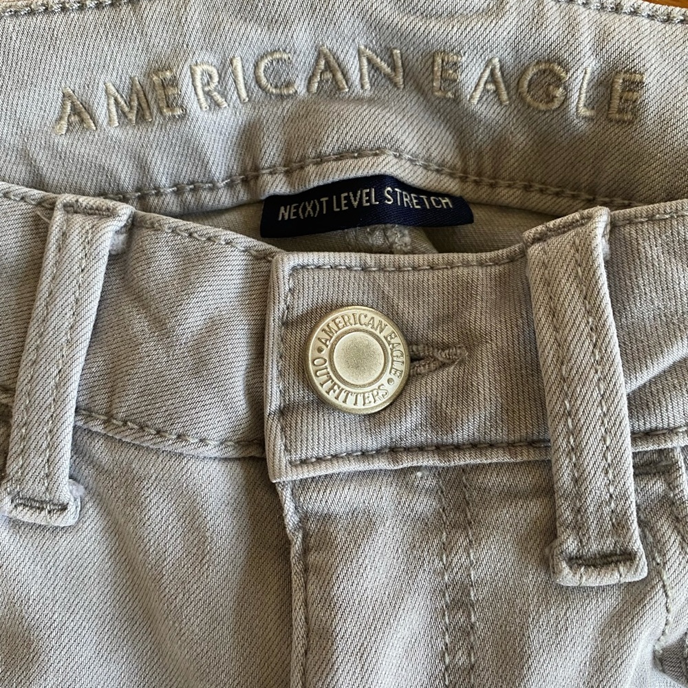 American Eagle Ripped Jeans! - Picture 3 of 5